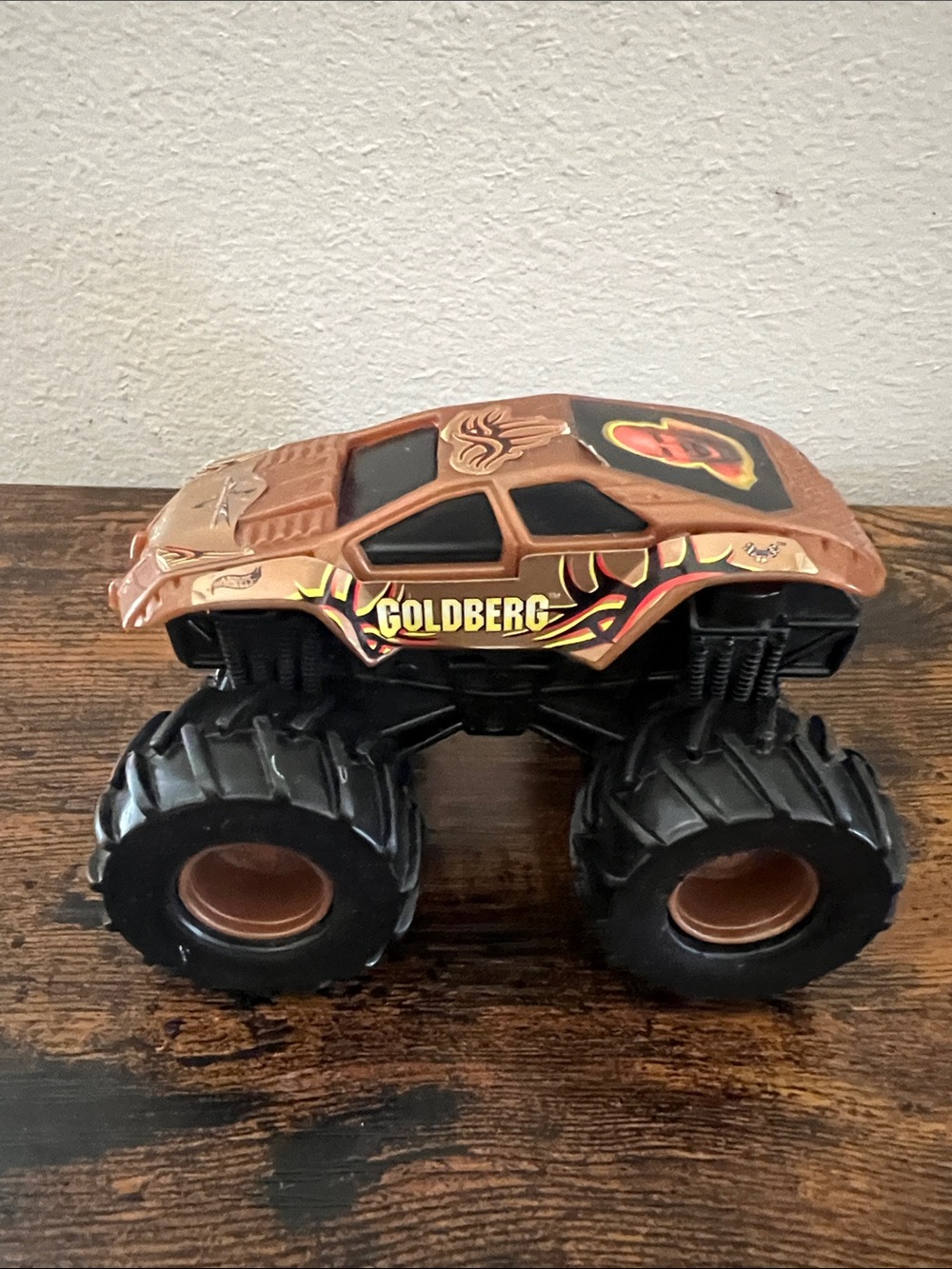 Vintage Mattel Hot Wheels 2000 Goldberg Monster Truck WWE